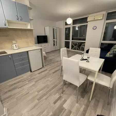 Apartment Elit 4 - Menada